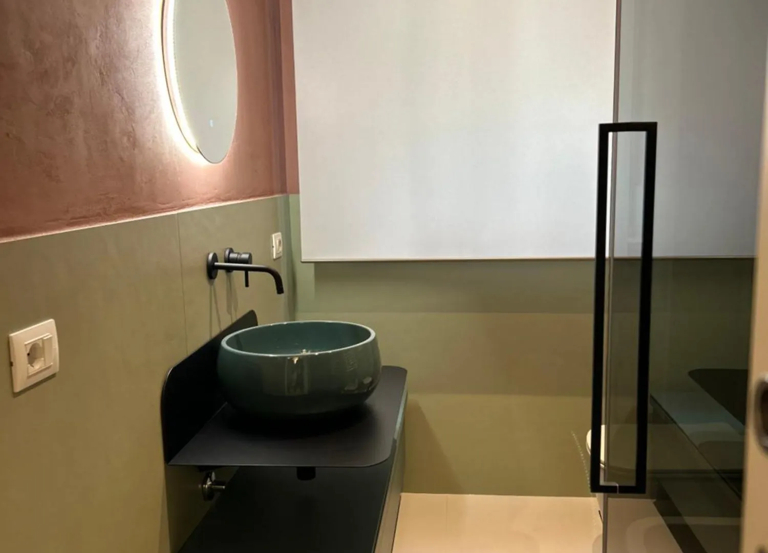 Appartamento Di Design Vicino Alla Metropolitana Roma contacts